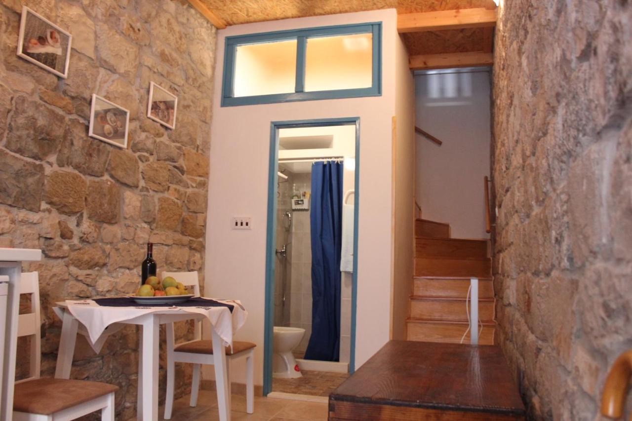 Lira - Studio Apartment Trogir Kültér fotó